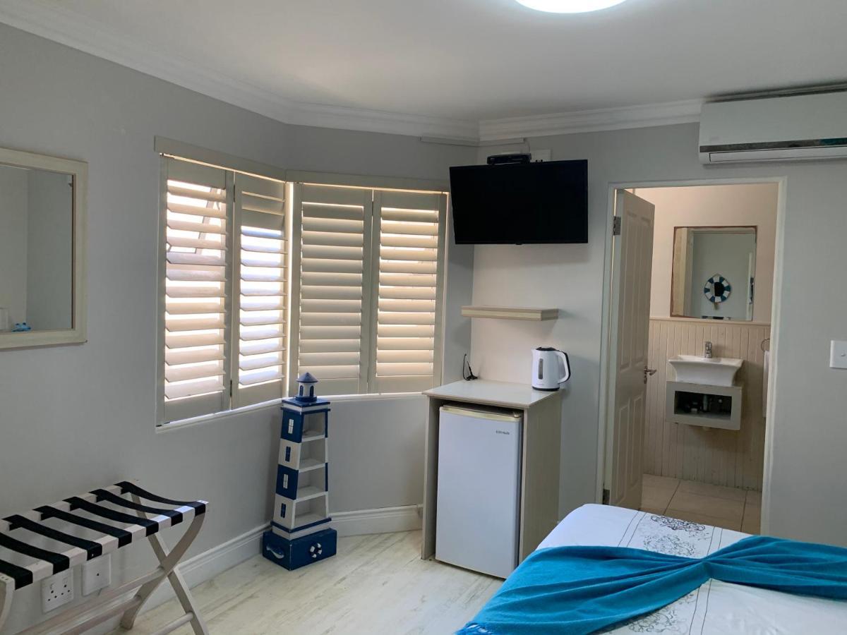 Oceansnest Guest House Bloubergstrand Kültér fotó