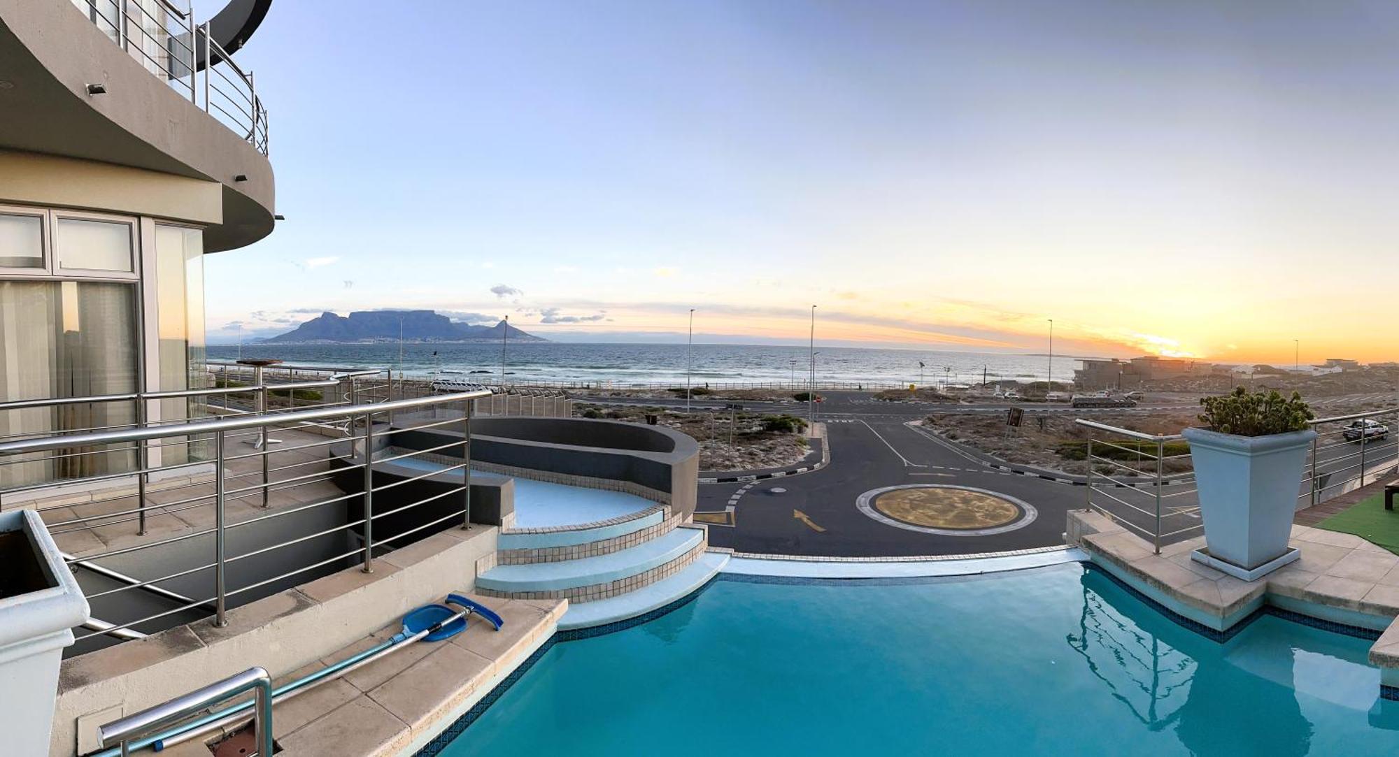 Oceansnest Guest House Bloubergstrand Kültér fotó