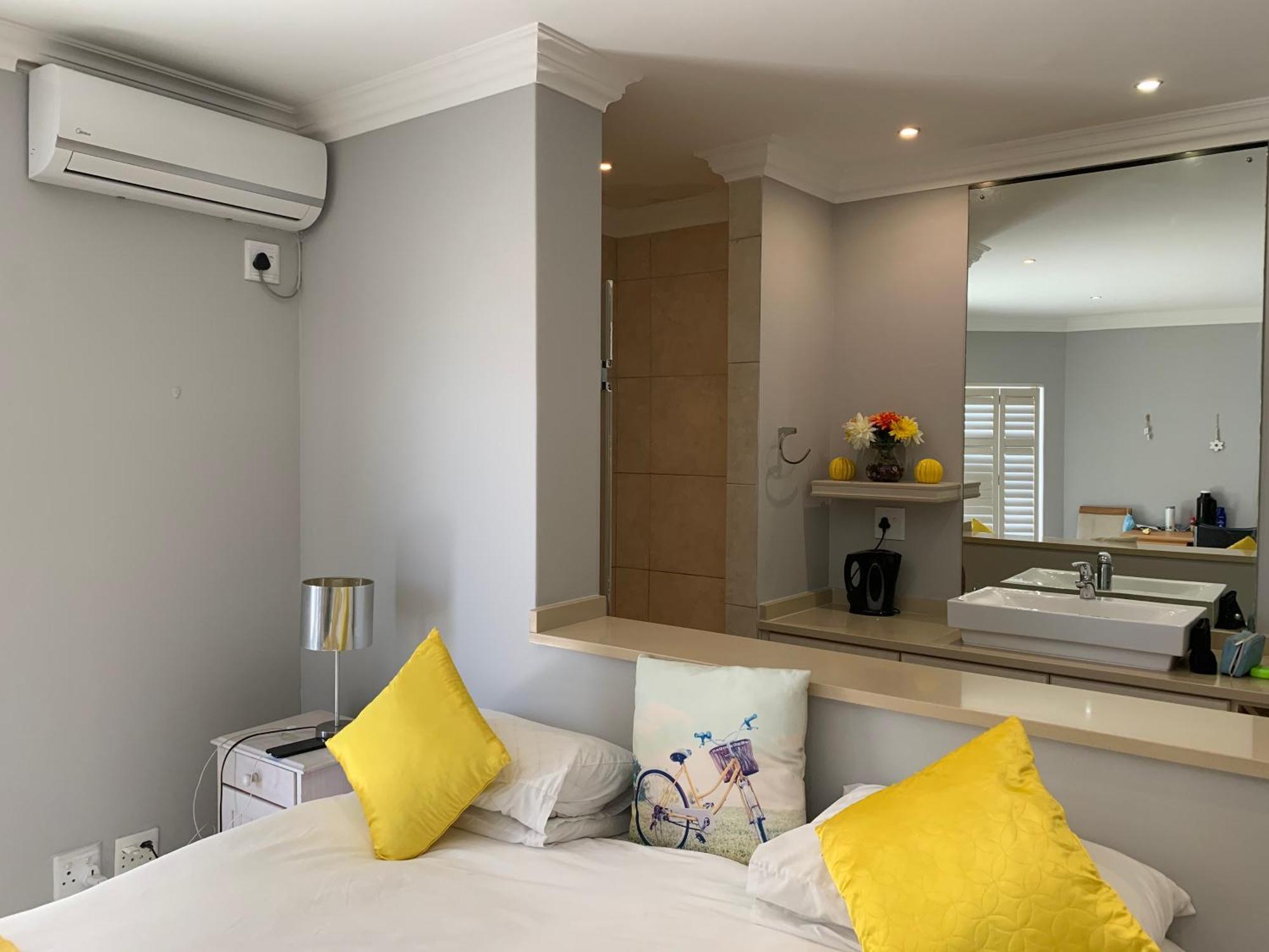 Oceansnest Guest House Bloubergstrand Kültér fotó