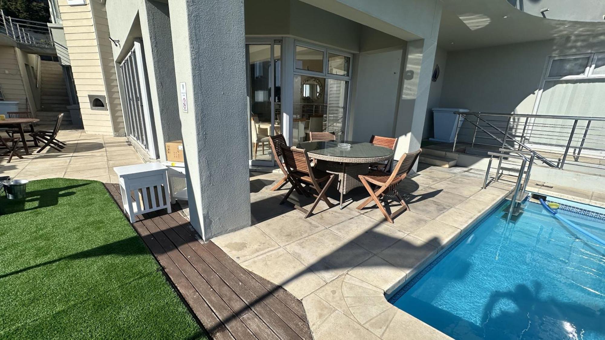 Oceansnest Guest House Bloubergstrand Kültér fotó