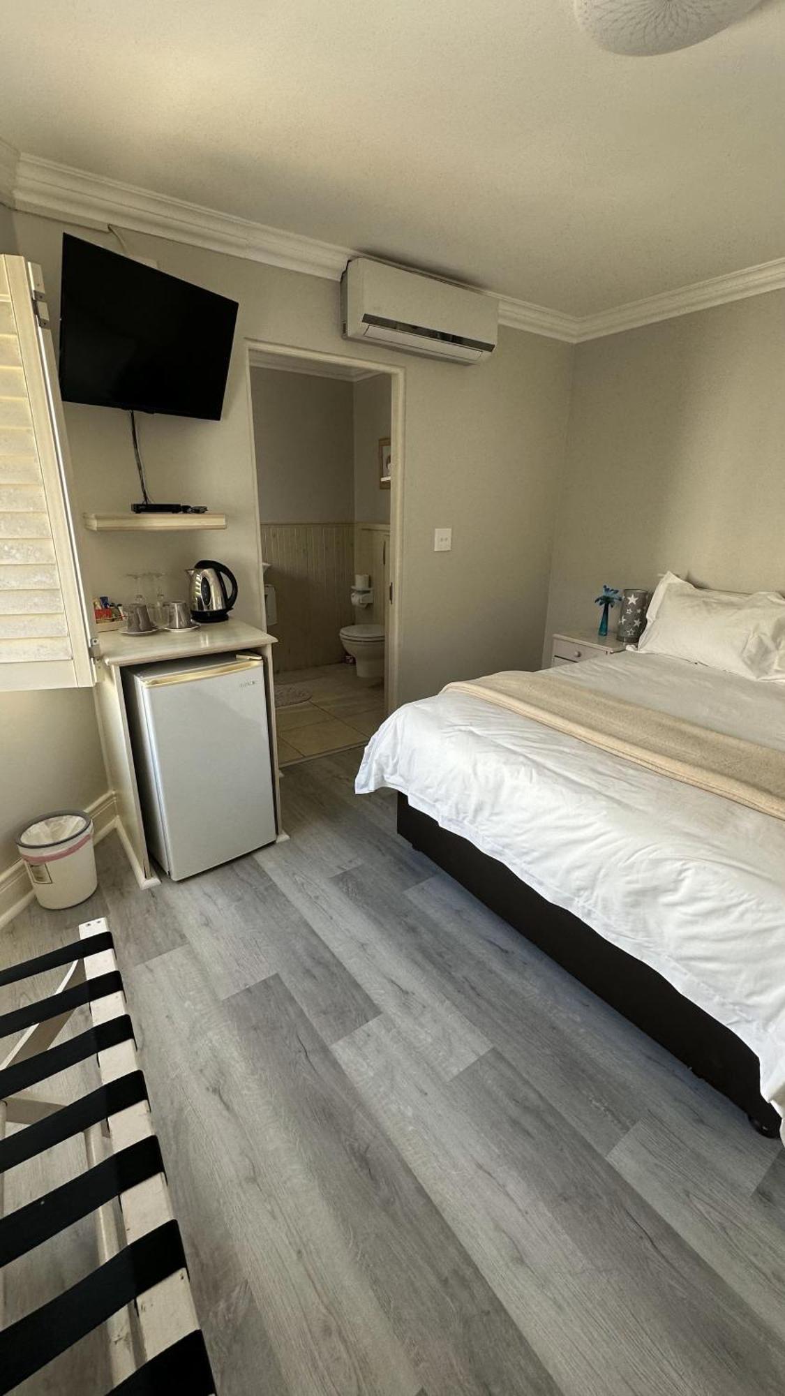 Oceansnest Guest House Bloubergstrand Kültér fotó