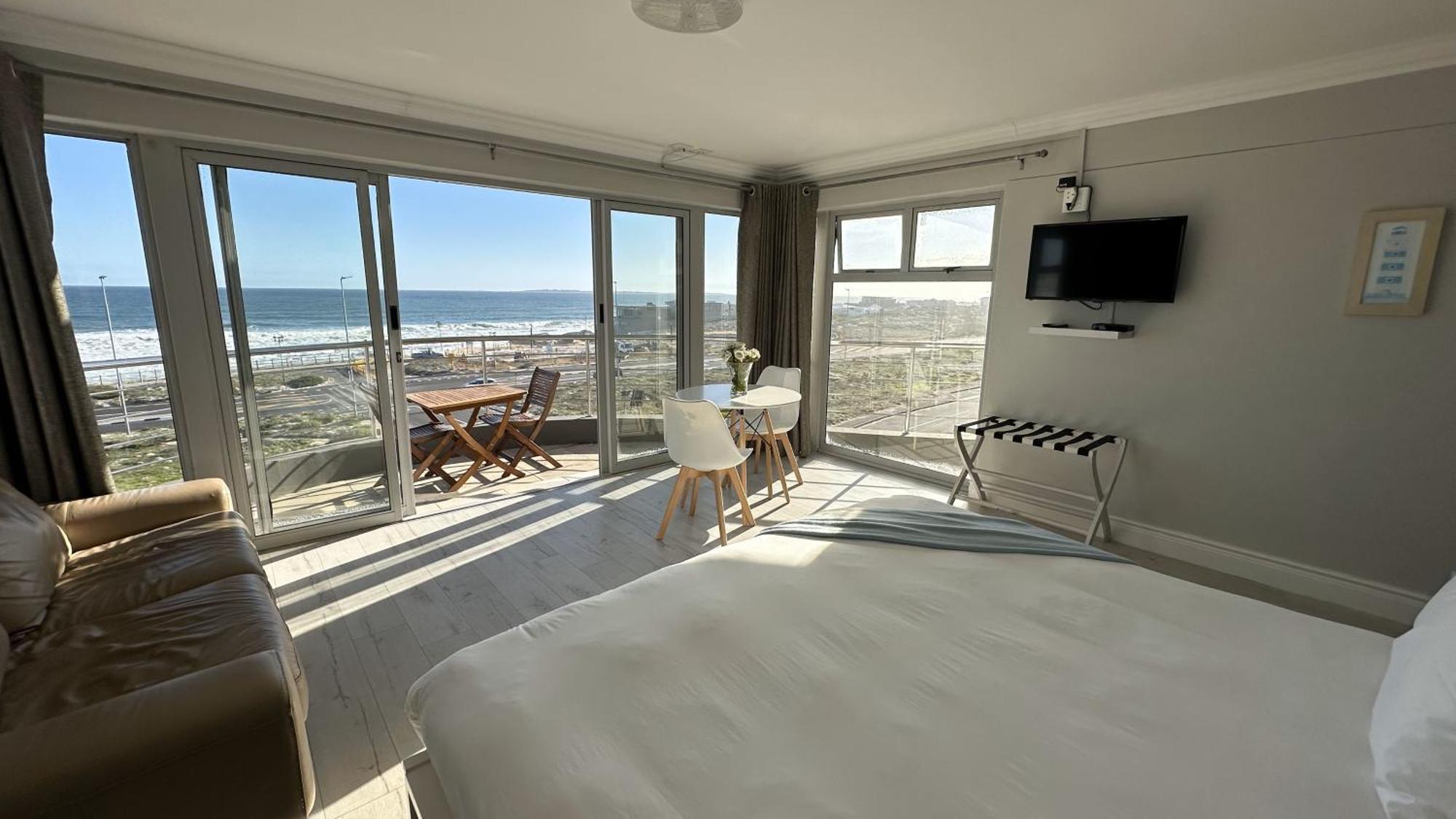 Oceansnest Guest House Bloubergstrand Kültér fotó