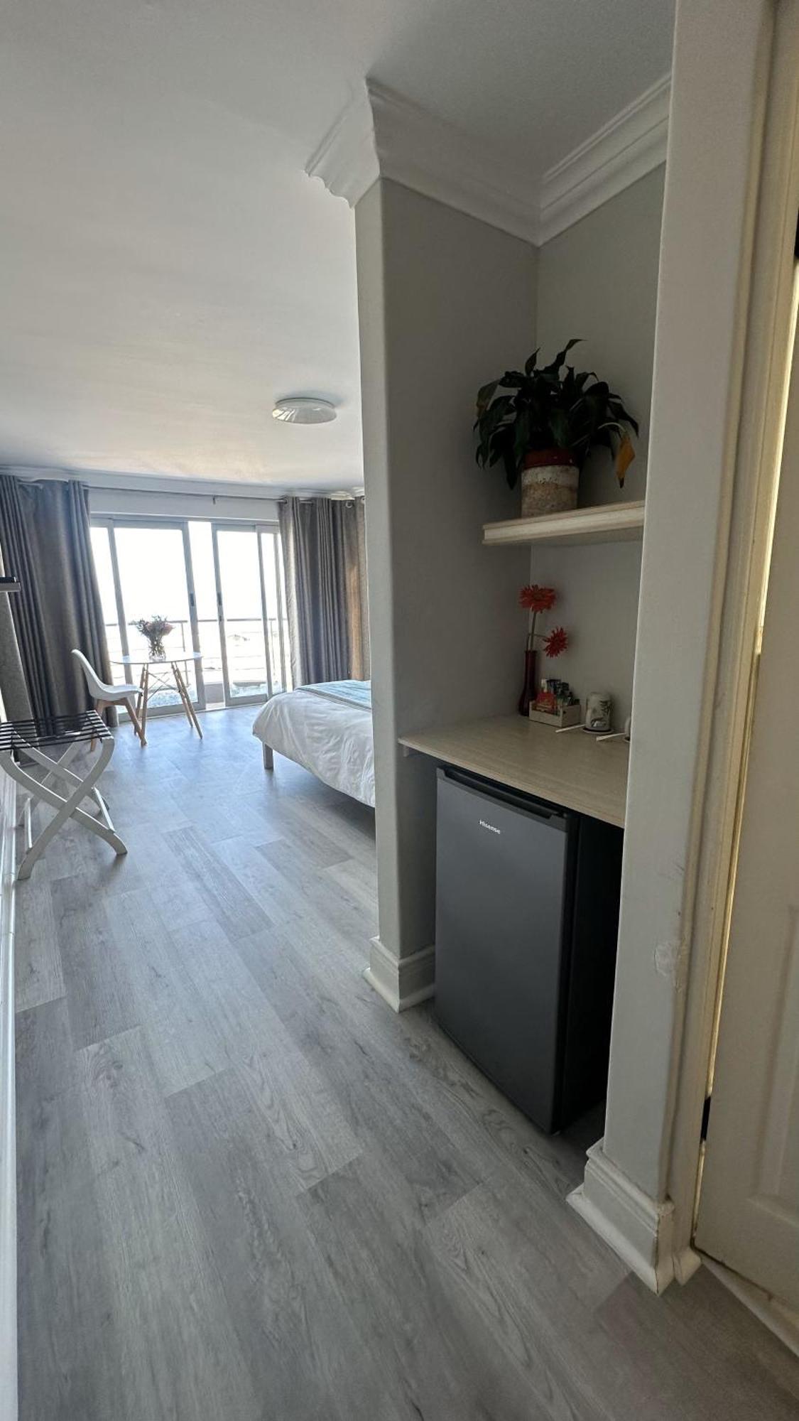 Oceansnest Guest House Bloubergstrand Kültér fotó
