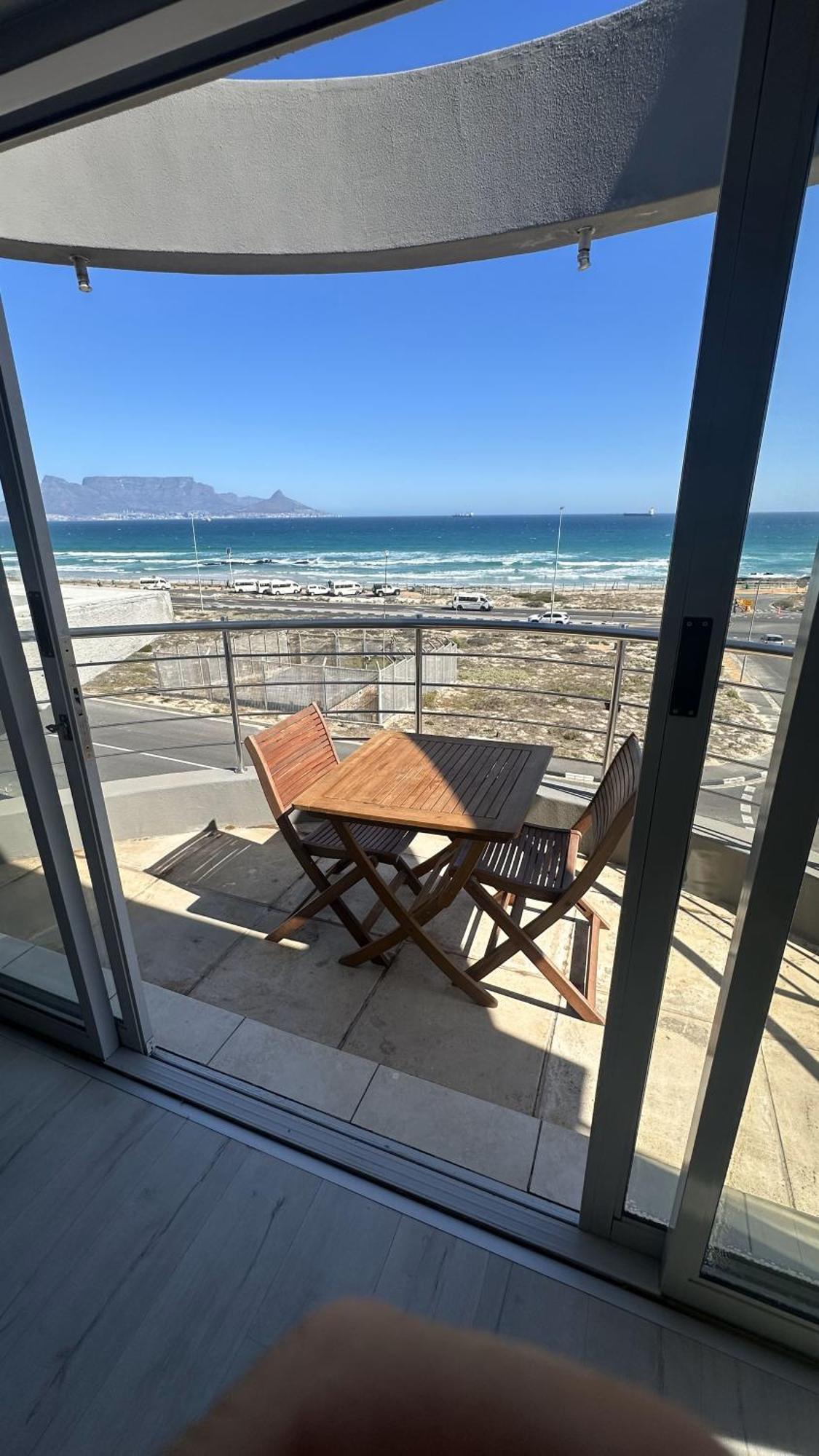 Oceansnest Guest House Bloubergstrand Kültér fotó